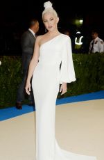 KATE HUDSON at 2017 MET Gala in New York 05/01/2017