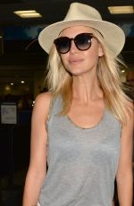 KELLY ROHRBACH at Miami International Airport 05/12/2017