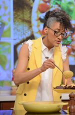 KELLY ROWLAND at The Chew 04/27/2017