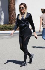 KHLOE KARDASIAN Out on Fifth Avenue in Los Angeles 05/19/2017