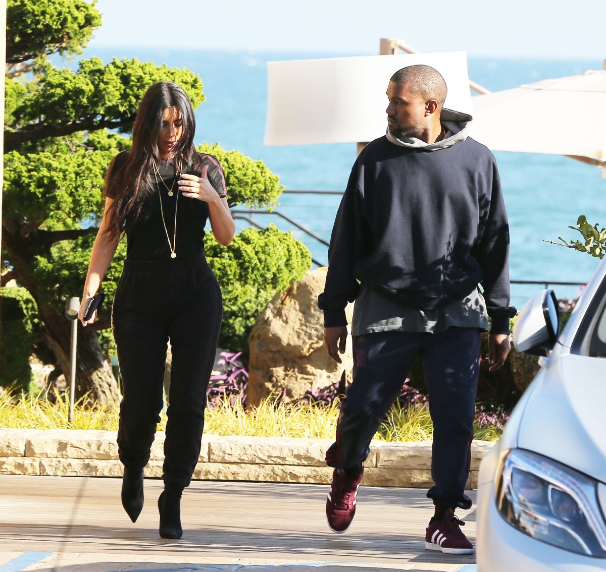 KIM KARDASHIAN and Kanye West Out and About in Malibu 05/23/2017 KIM KARDASHIAN and Kanye West Out and About in Malibu 05/23/2017