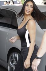 KIM KARDASHIAN Filming KUWTK at Casa Veaga in Los Angeles 05/05/2017