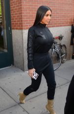 KIM KARDASHIAN Leaves Her Apartment in New York 05/16/2017