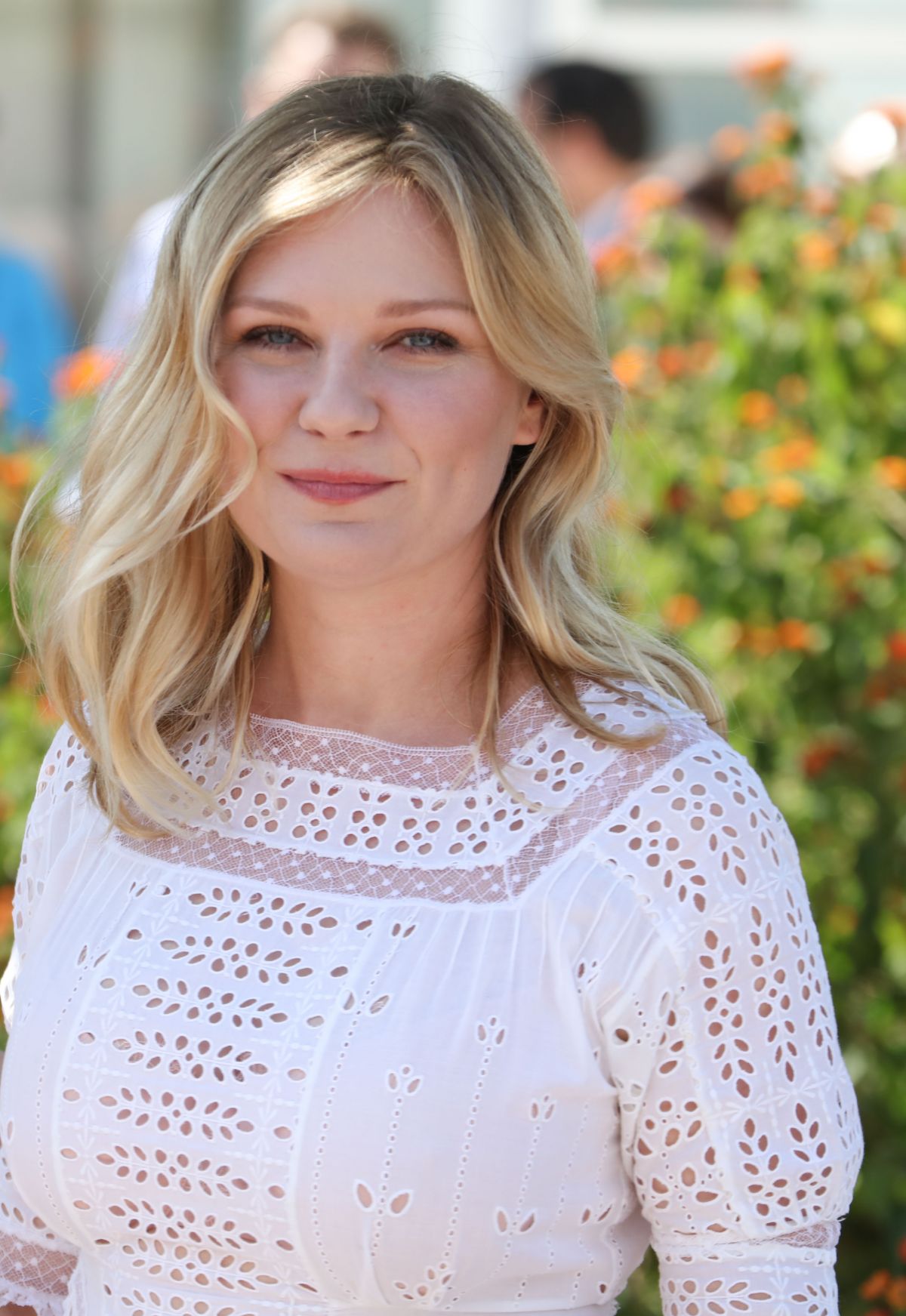 KIRSTEN DUNST at The Beguiled Photocall at 2017 Cannes Film Festival 05 ...