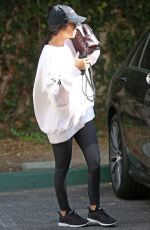 KOURTNEY KARDASHIAN Out and About in Calabasas 05/09/2017