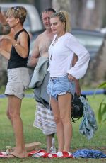MARGOT ROBBIE Having Picnic with Friends in Kauai 05/14/2017