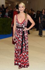 MEGYN KELLY at 2017 MET Gala in New York 05/01/2017