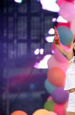 MILEY CYRUS Performs at 102.7 Kiis FM