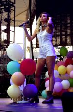 MILEY CYRUS Performs at 102.7 Kiis FM