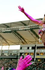MILEY CYRUS Performs at 102.7 Kiis FM
