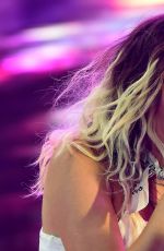 MILEY CYRUS Performs at 102.7 Kiis FM
