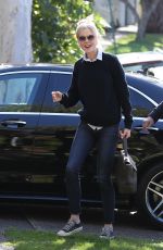 NICOLE KIDMAN Arrives at Her Mother