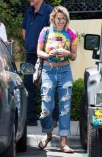 PARIS JACKSON Leaves Sunlife Organics in Calabasas 05/16/2017