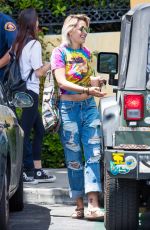 PARIS JACKSON Leaves Sunlife Organics in Calabasas 05/16/2017