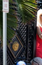 PENELOPE CRUZ on the Set of Versace: American Crime Story in Miami 05/17/2017
