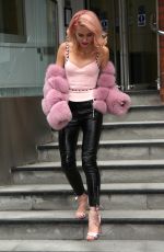 PIXIE LOTT Leaves 4music Trending Live Studios in London 05/04/2017