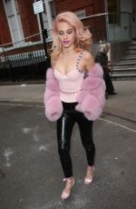 PIXIE LOTT Out and About in London 05/04/2017