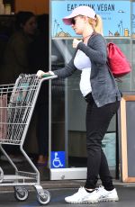 Pregnant HEIDI MONTAG Shopping for Groceries at Erewhon Natural Foods in Venice 05/27/2017