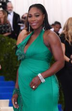 Pregnant SERENA WILLIAMS at 2017 MET Gala in New York 05/01/2017