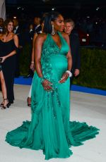 Pregnant SERENA WILLIAMS at 2017 MET Gala in New York 05/01/2017