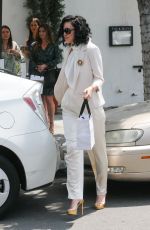 RUMER WILLIS Leaves Fig & Olive Restaurant in West Hollywood 05/17/2017