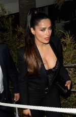 SALMA HAYEK Arrivesa at Paul Allen