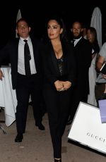SALMA HAYEK Arrivesa at Paul Allen
