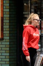 SOPHIE TURNER and Joe Jonas Leaves a Restaurant in New York 05/08/2017