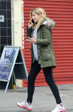 STACEY SOLOMON Leaves Hair Salon in Essex 05/12/2017