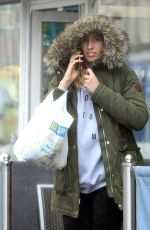 STACEY SOLOMON Leaves Hair Salon in Essex 05/12/2017