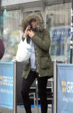 STACEY SOLOMON Leaves Hair Salon in Essex 05/12/2017