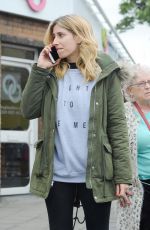 STACEY SOLOMON Leaves Hair Salon in Essex 05/12/2017