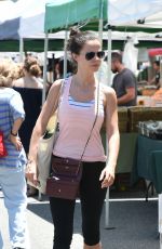 TAMMIN SURSOK Shopping at Farmers Market in Studio City 05/28/2017