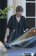 TAYLOR SWIFT in Shorts Arrives and Leaves Her Home in Nashville 05/14/2017