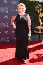 TRISHA YEARWOOD at 44th Annual Daytime Emmy Awards in Los Angles 04/30/2017