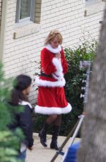 UMA THURMAN in a Santa Suit on the Set War With Grandpa in Atlanta 05/05/2017