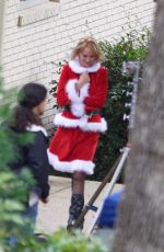 UMA THURMAN in a Santa Suit on the Set War With Grandpa in Atlanta 05/05/2017
