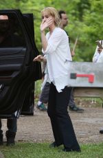 UMA THURMAN on the Set of