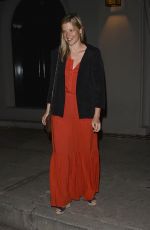 AMY SMART Leaves Craig