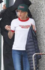 ANNA FARIS on the Set of Overboard in Vancouver 06/08/2017