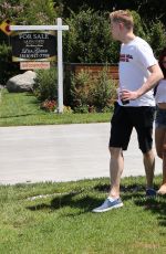 ARIEL WINTER in Cut Off Checking Out Available Properties in Beverly Hills 06/21/2017
