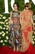 BEE SHAFFER at Tony Awards 2017 in New York 06/11/2017