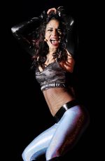 Best from the Past - VANESSA HUDGENS Performs at Hollywood Bowl 07/08/2010