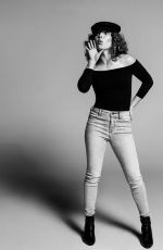 CAMREN BICONDOVA on the Set of a Photoshoot, June 2017
