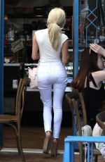 COURTNEY STODDEN Out for Lunch at Little Next Door in West Hollywood 06/21/2017