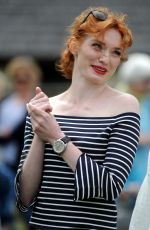 ELEANOR TOMLINSON at Adlestrop Open Day and Fun Dog Show in Gloucestershire 06/11/2017