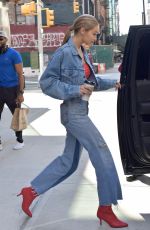 GIGI HADID All in Jeans Leaves Her Apartment in New York 06/29/2017