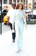 GIGI HADID Arrives at Her Home in New York 06/15/2017