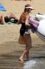 GOLDEI HAWN in Swimsuit on Vacation in Greece 06/15/2017