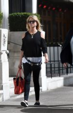 GOLDIE HAWN and Kurt Russell Out and About in London 06/09/2017